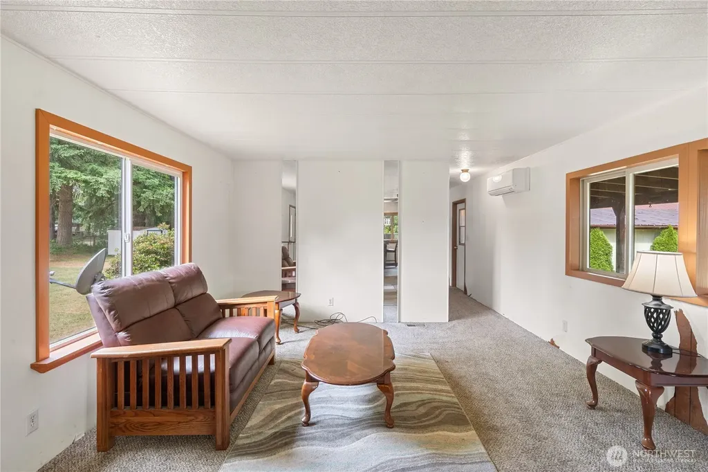7 N Rosemary Lane Elma WA 98541