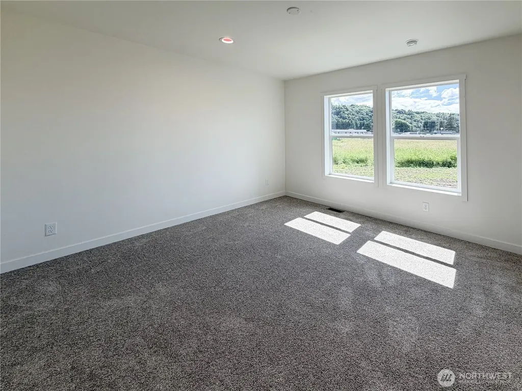 4561 Windemere Street Longview WA 98632