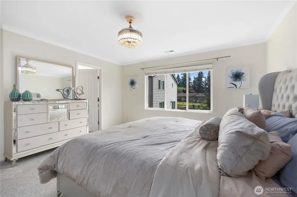 38030 41st Place S Auburn WA 98001