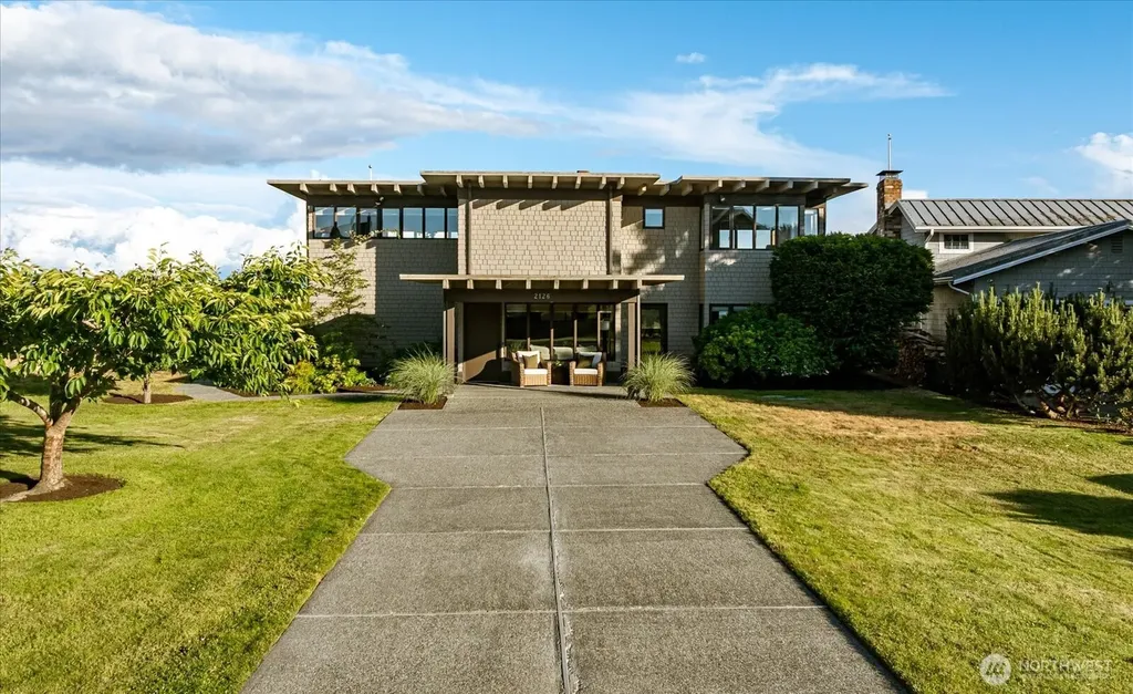 2126 Shore Avenue Freeland WA 98249