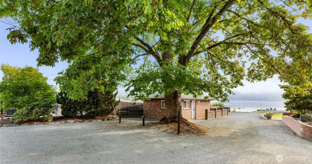 12949 S Front Street Mount Vernon WA 98273