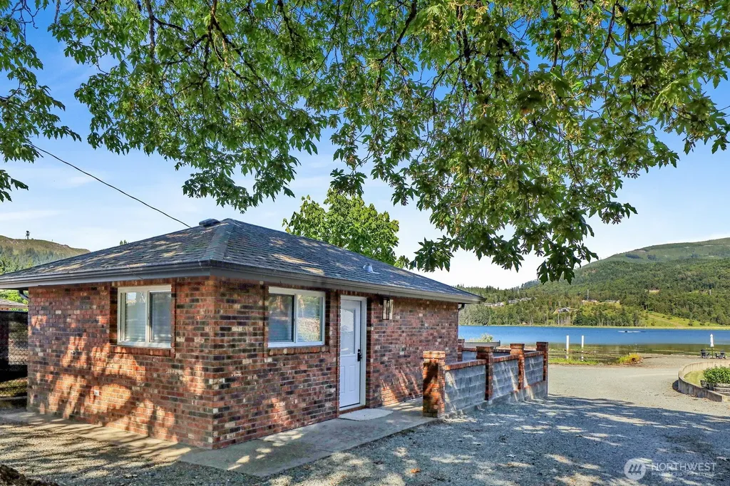 12949 S Front Street Mount Vernon WA 98273