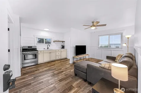 12949 S Front Street Mount Vernon WA 98273