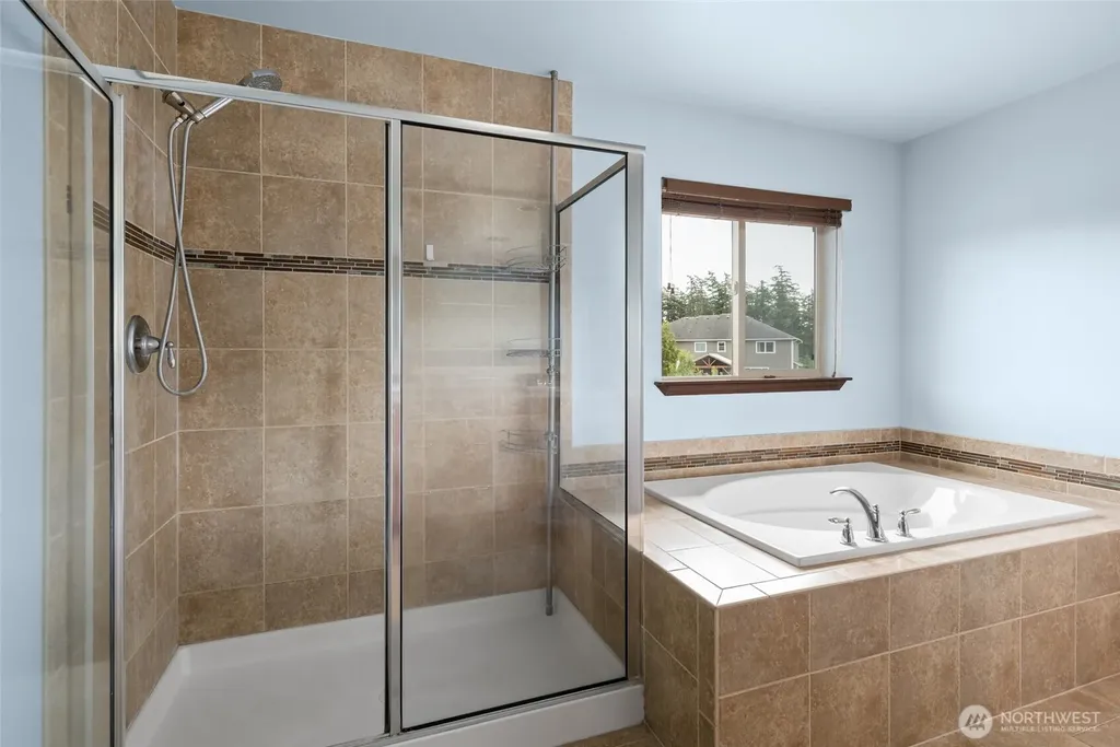 1033 Lyle Ridge Circle Oak Harbor WA 98277