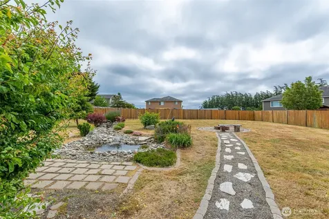 1033 Lyle Ridge Circle Oak Harbor WA 98277