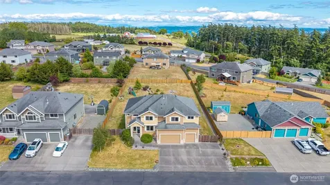 1033 Lyle Ridge Circle Oak Harbor WA 98277