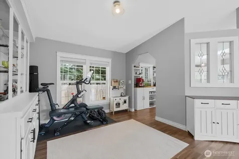 18612 72nd Avenue NE Kenmore WA 98028