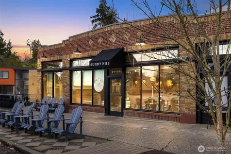 8360 Loyal Way NW Seattle WA 98117