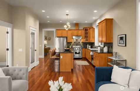 8360 Loyal Way NW Seattle WA 98117
