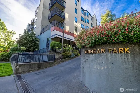 500 W Roy Street Seattle WA 98119