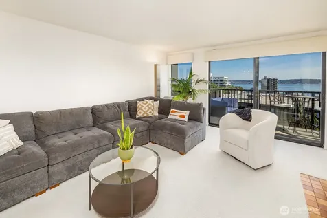 500 W Roy Street Seattle WA 98119
