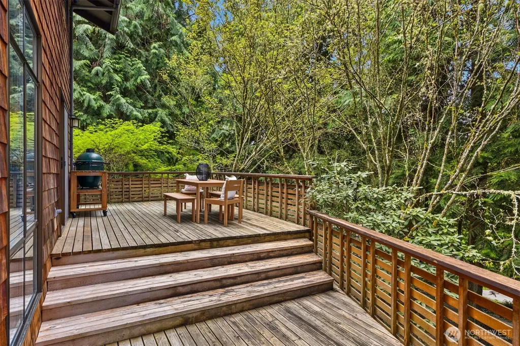 8151 NE Hidden Cove Road Bainbridge Island WA 98110