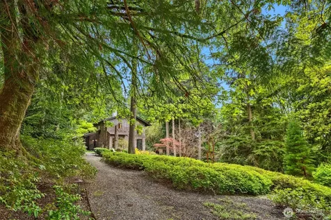 8151 NE Hidden Cove Road Bainbridge Island WA 98110