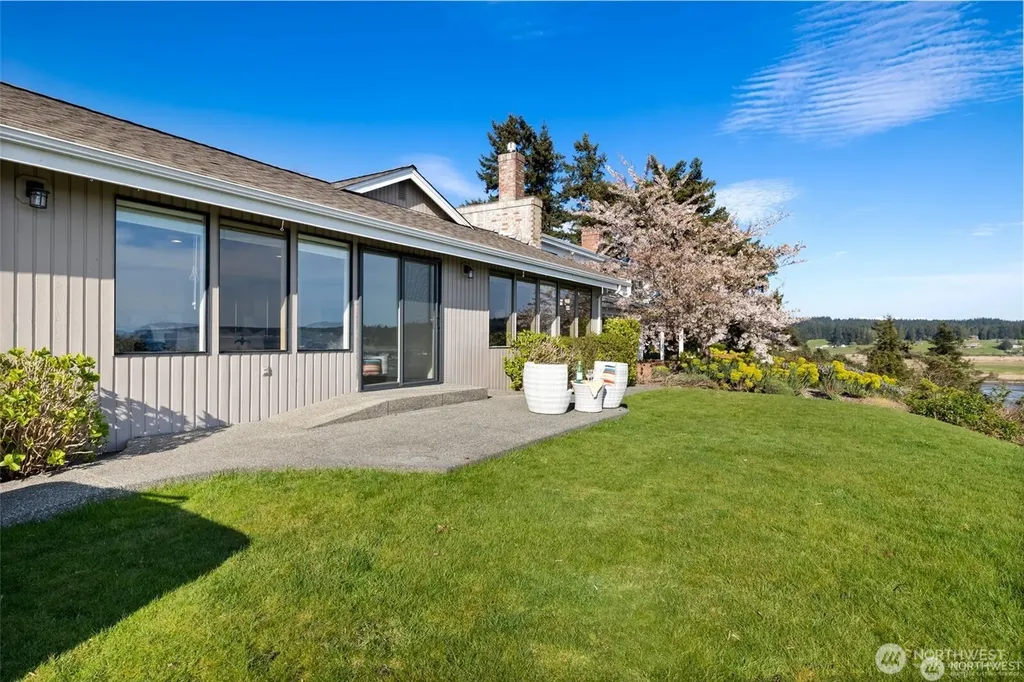 2368 Soundview Drive Langley WA 98260