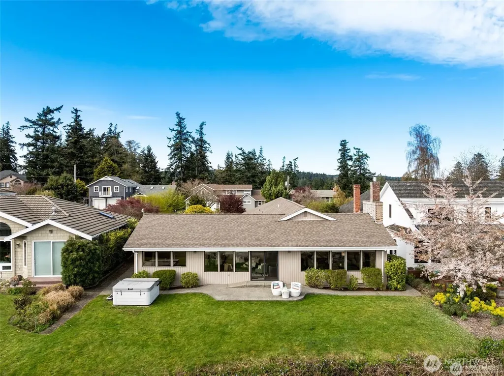 2368 Soundview Drive Langley WA 98260