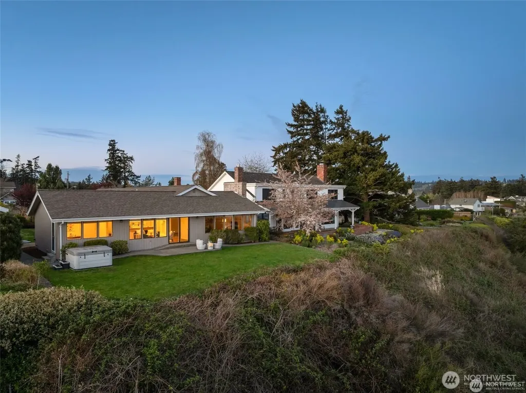 2368 Soundview Drive Langley WA 98260