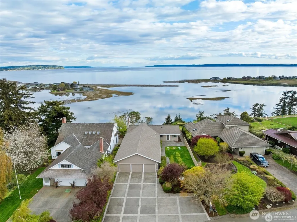 2368 Soundview Drive Langley WA 98260