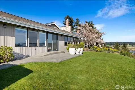 2368 Soundview Drive Langley WA 98260