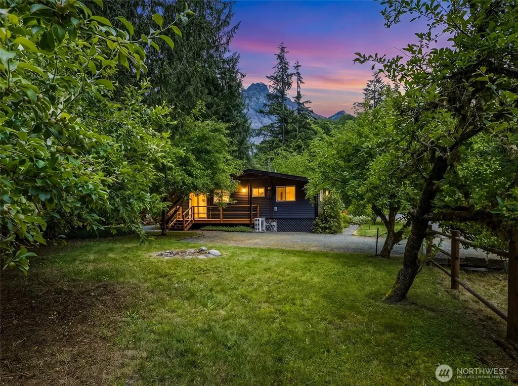 19405 636th Avenue NE Baring WA 98224