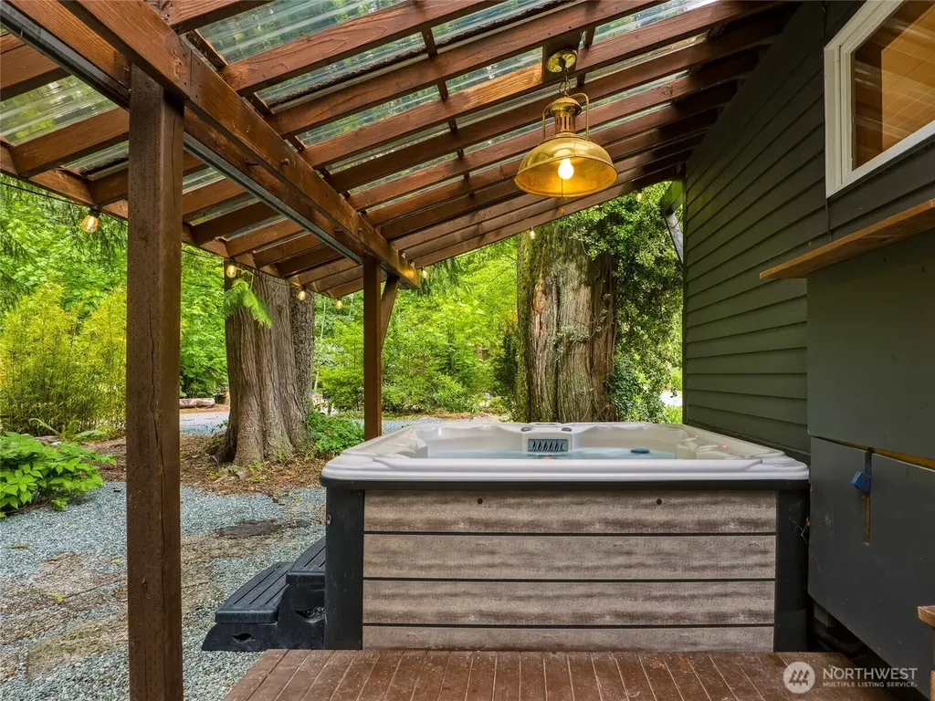 19405 636th Avenue NE Baring WA 98224