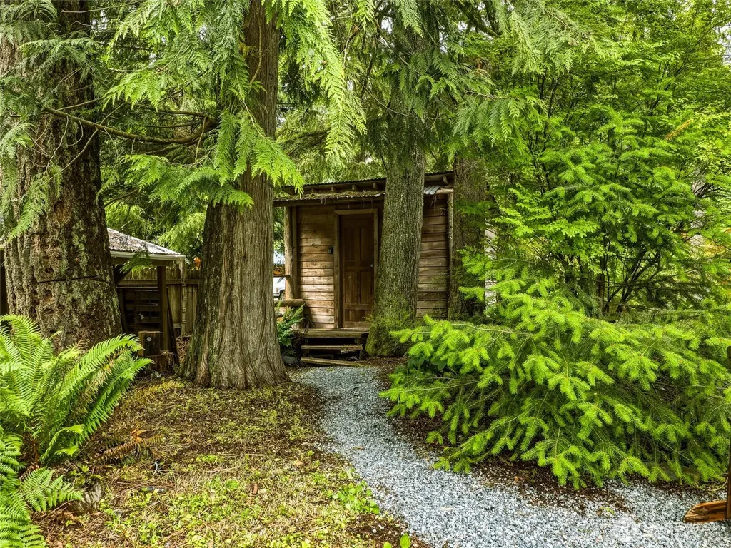 19405 636th Avenue NE Baring WA 98224