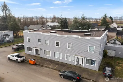 1020 J Street Hoquiam WA 98550