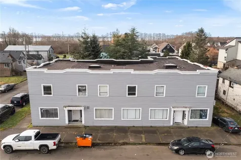 1020 J Street Hoquiam WA 98550