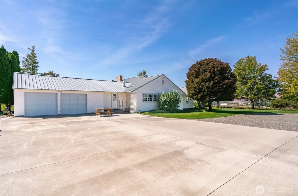 24635 Highway 243 S Mattawa WA 99349