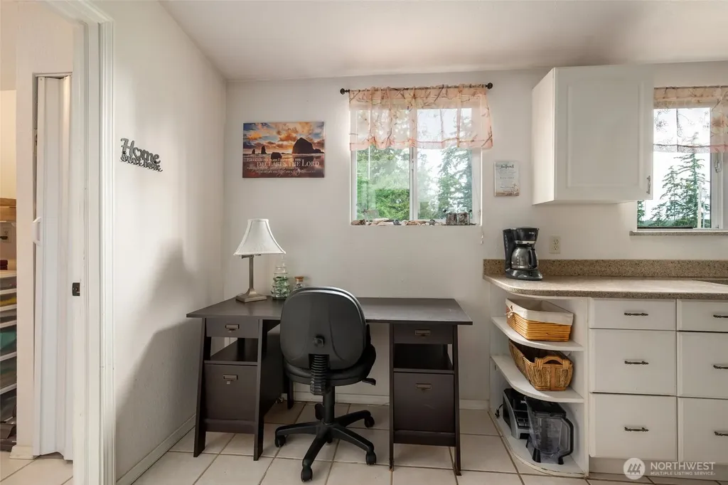 1030 Timber Lane Freeland WA 98249