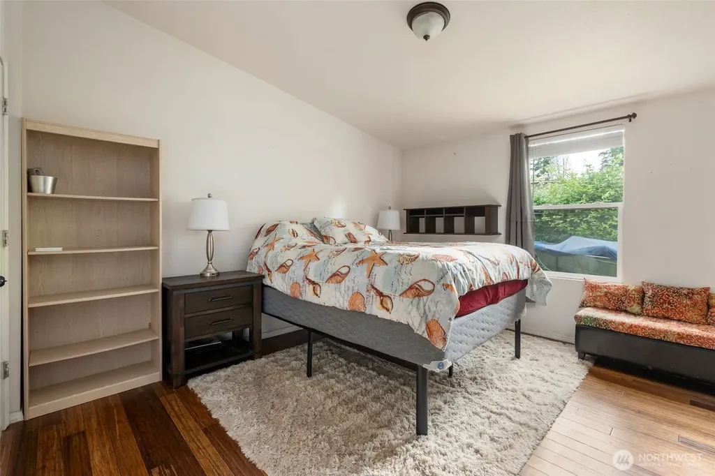 1030 Timber Lane Freeland WA 98249