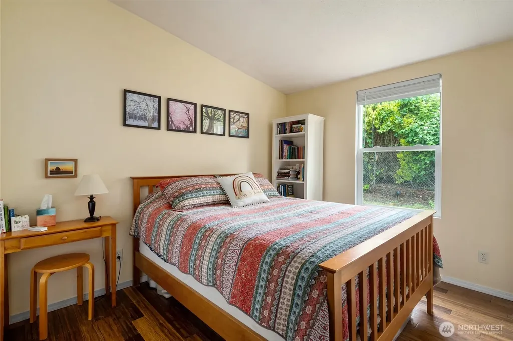 1030 Timber Lane Freeland WA 98249