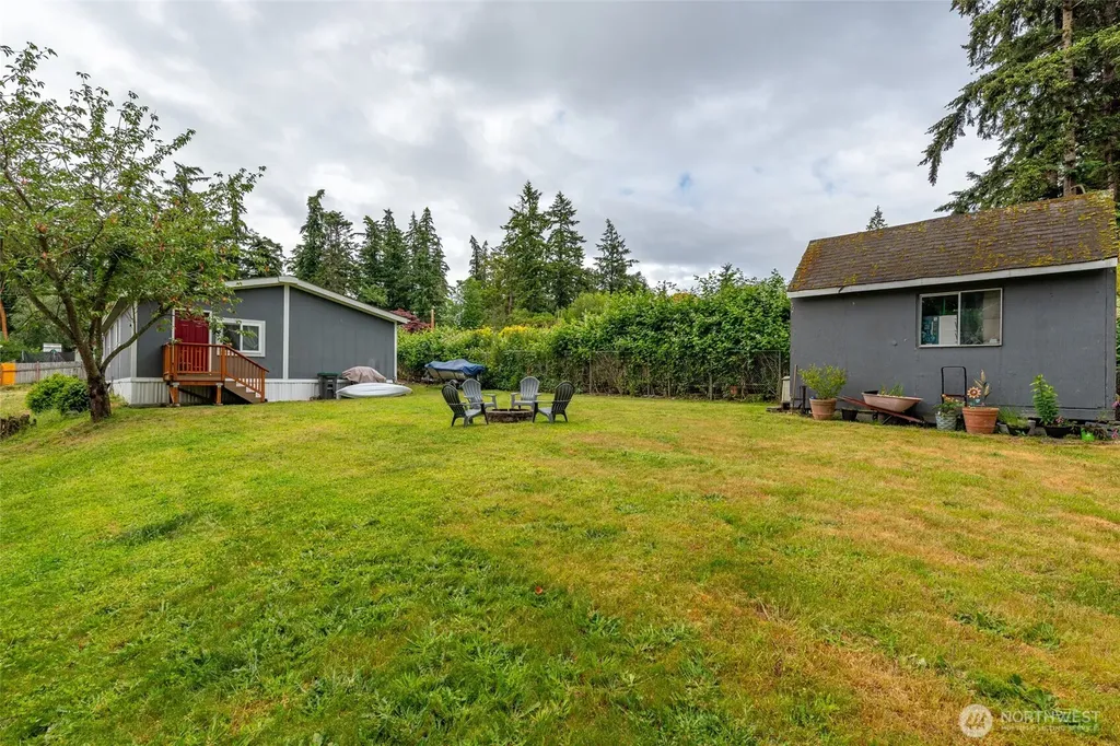 1030 Timber Lane Freeland WA 98249