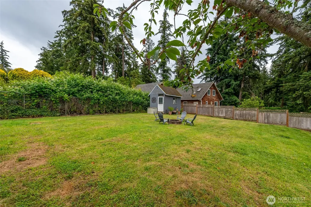 1030 Timber Lane Freeland WA 98249