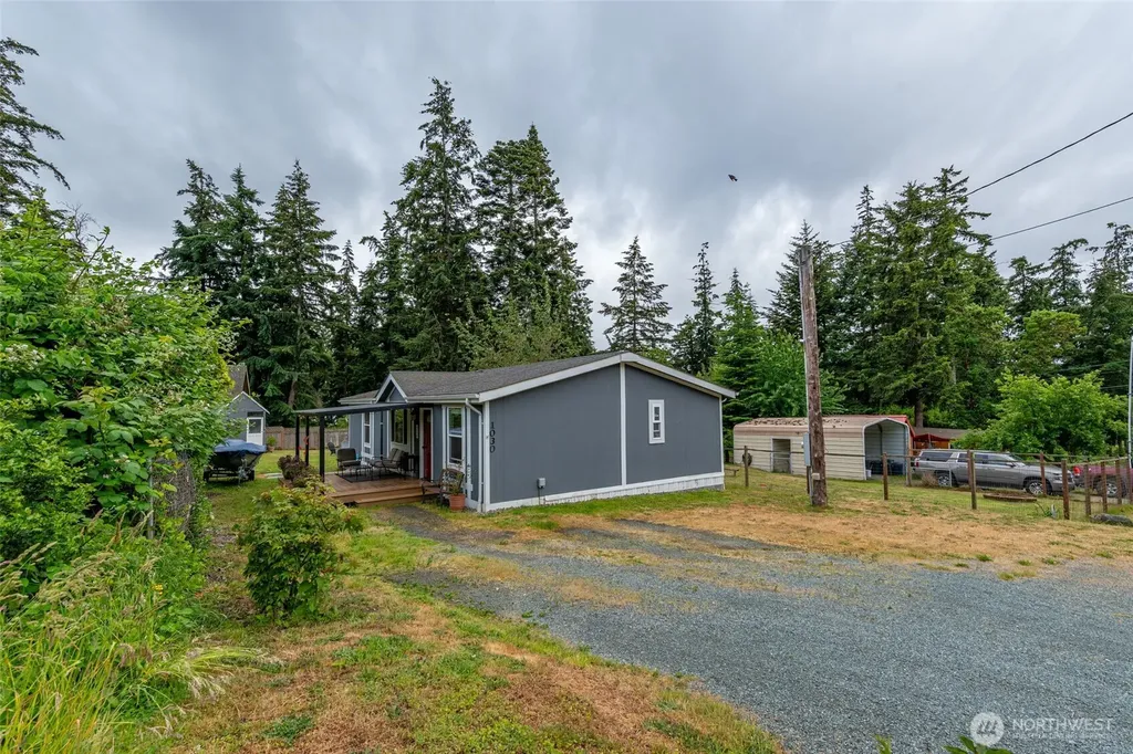 1030 Timber Lane Freeland WA 98249