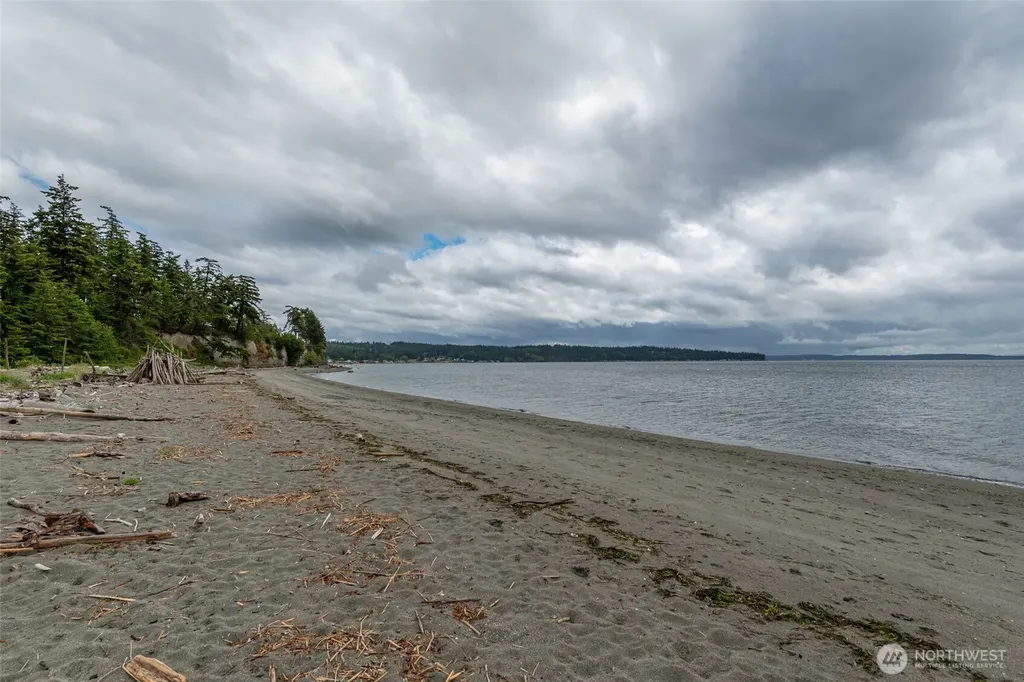 1030 Timber Lane Freeland WA 98249