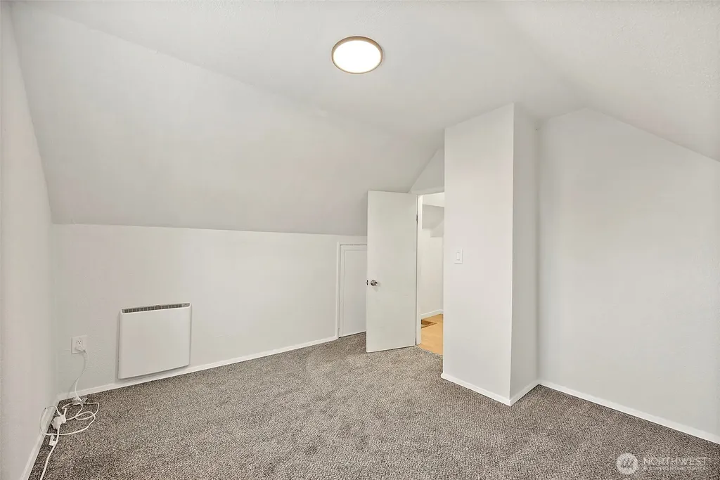 7640 Yakima Avenue Tacoma WA 98408