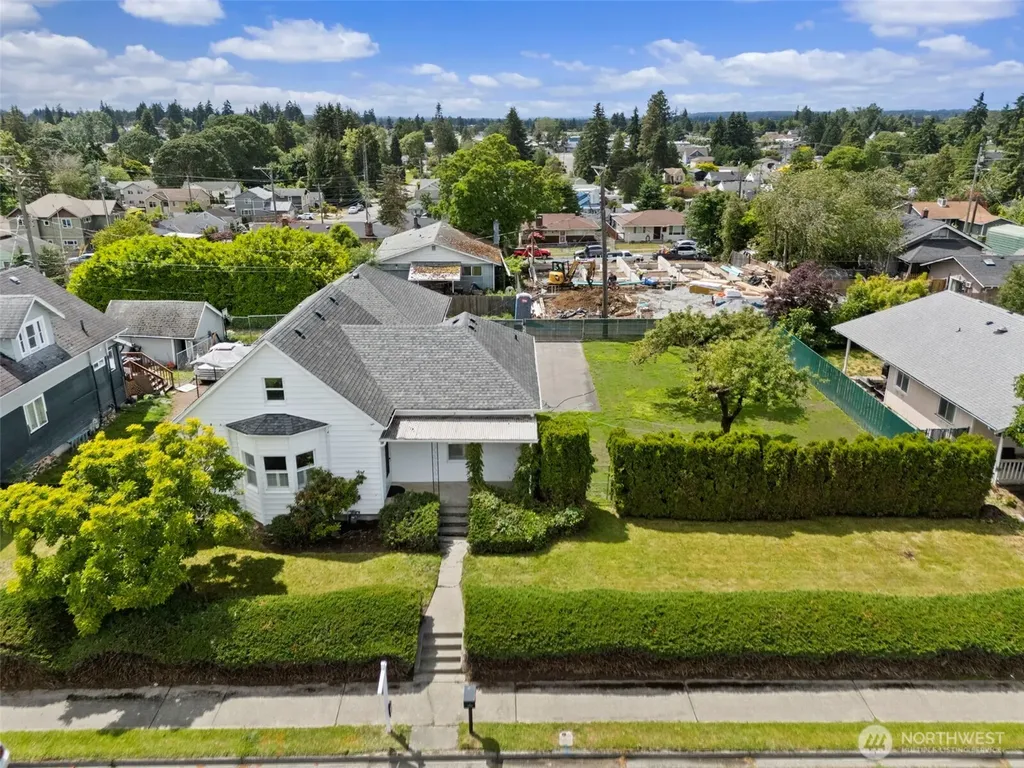7640 Yakima Avenue Tacoma WA 98408
