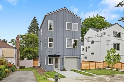 10330 Ashworth Avenue N Seattle WA 98133