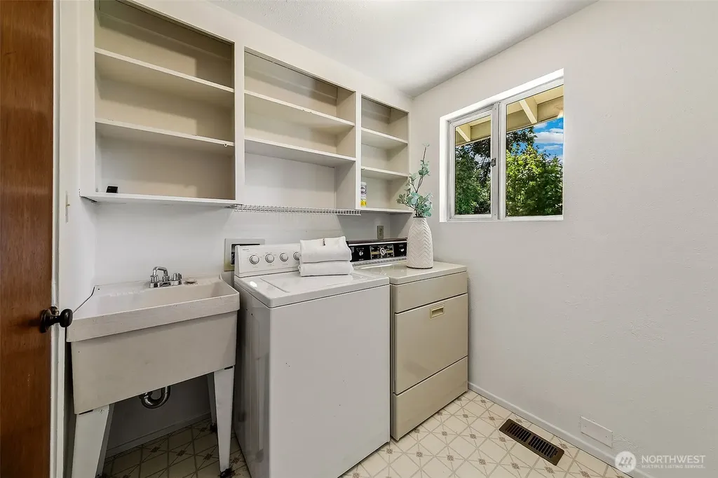 8910 217th Street SW Edmonds WA 98026