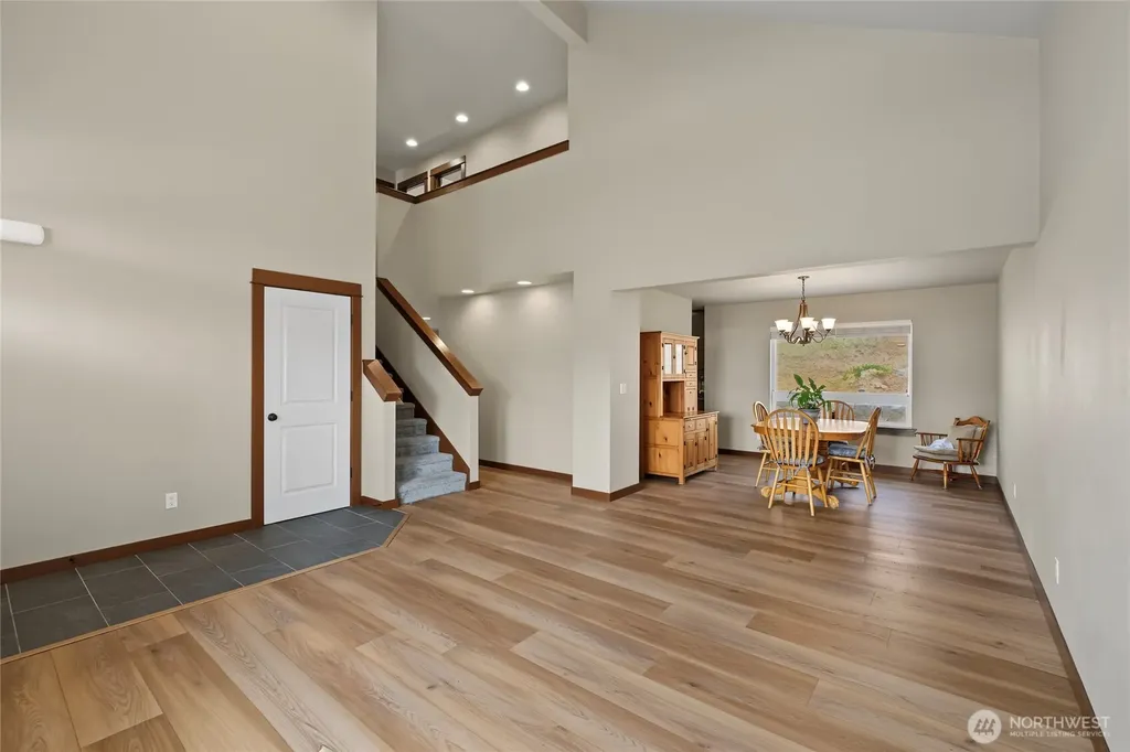 3143 NW Delcon Court East Wenatchee WA 98802