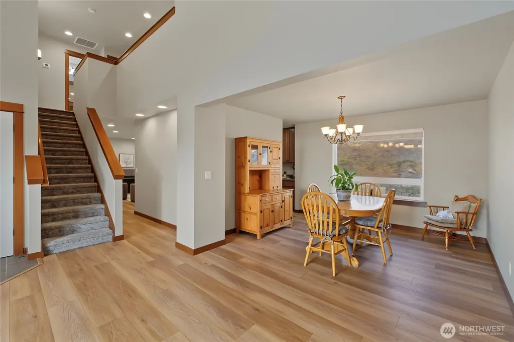 3143 NW Delcon Court East Wenatchee WA 98802