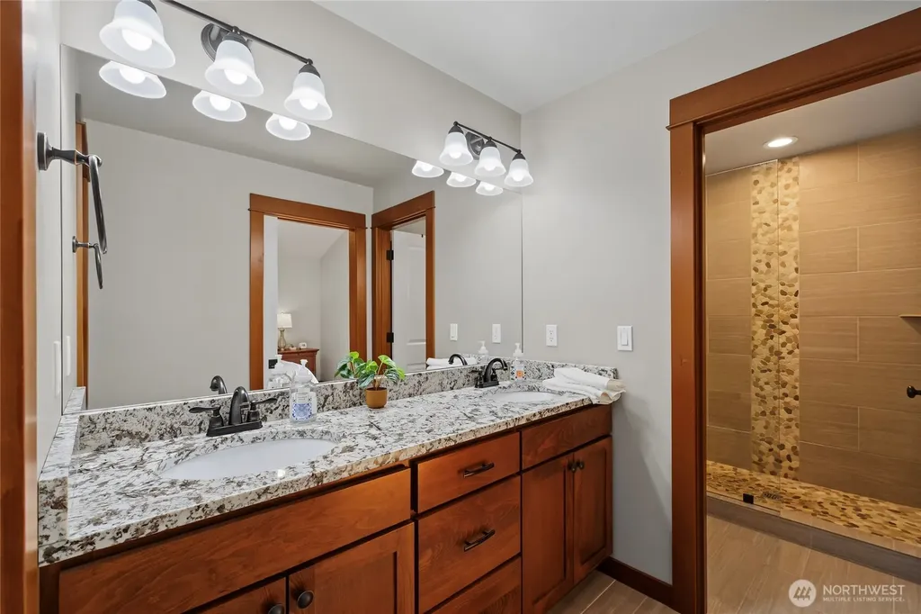 3143 NW Delcon Court East Wenatchee WA 98802