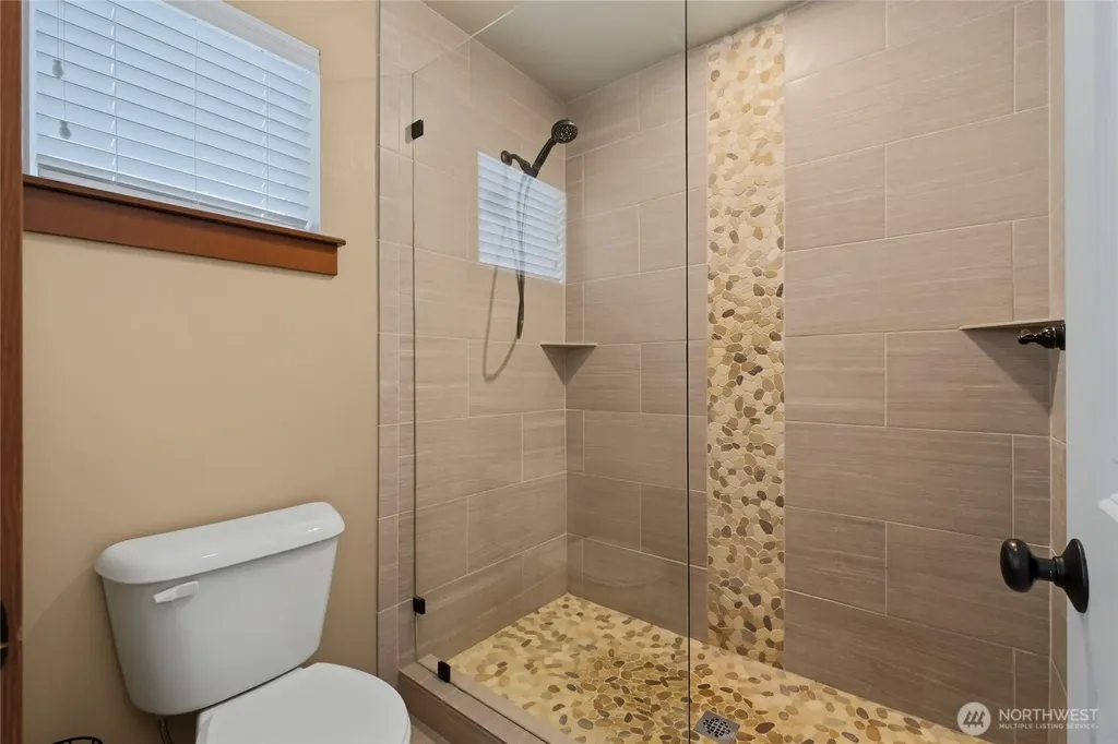 3143 NW Delcon Court East Wenatchee WA 98802
