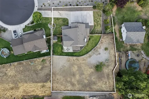 3143 NW Delcon Court East Wenatchee WA 98802