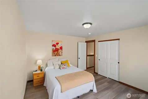 3143 NW Delcon Court East Wenatchee WA 98802