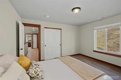 3143 NW Delcon Court East Wenatchee WA 98802