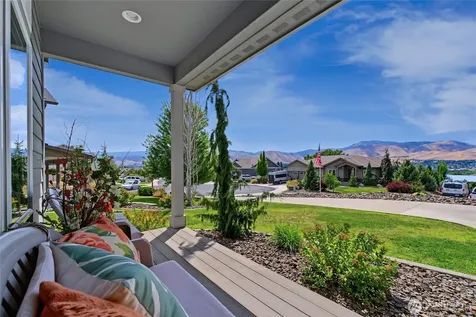 3143 NW Delcon Court East Wenatchee WA 98802