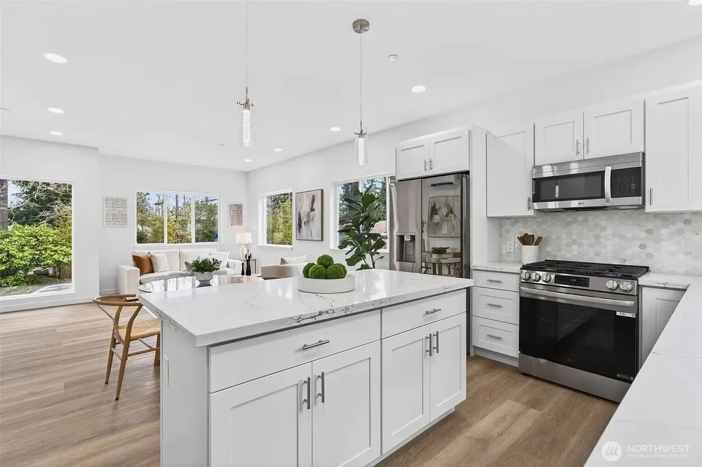 219 NE 185th Street Shoreline WA 98155