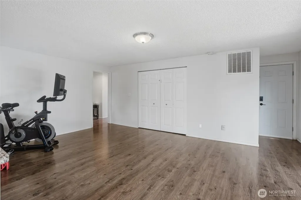 2440 Lincoln Avenue SE Port Orchard WA 98366