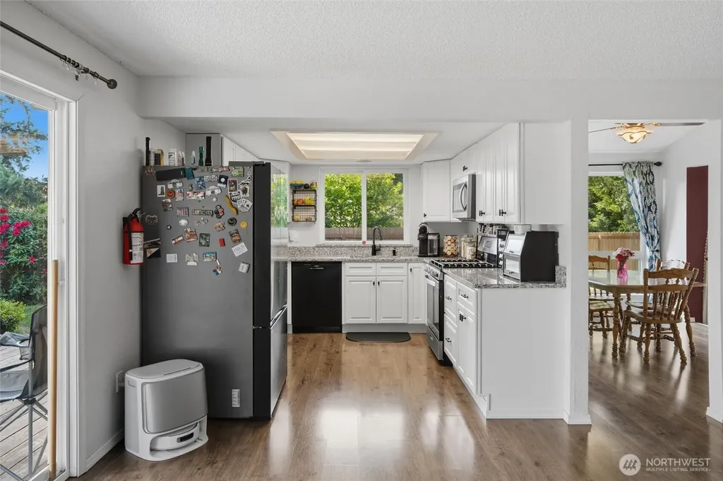 2440 Lincoln Avenue SE Port Orchard WA 98366